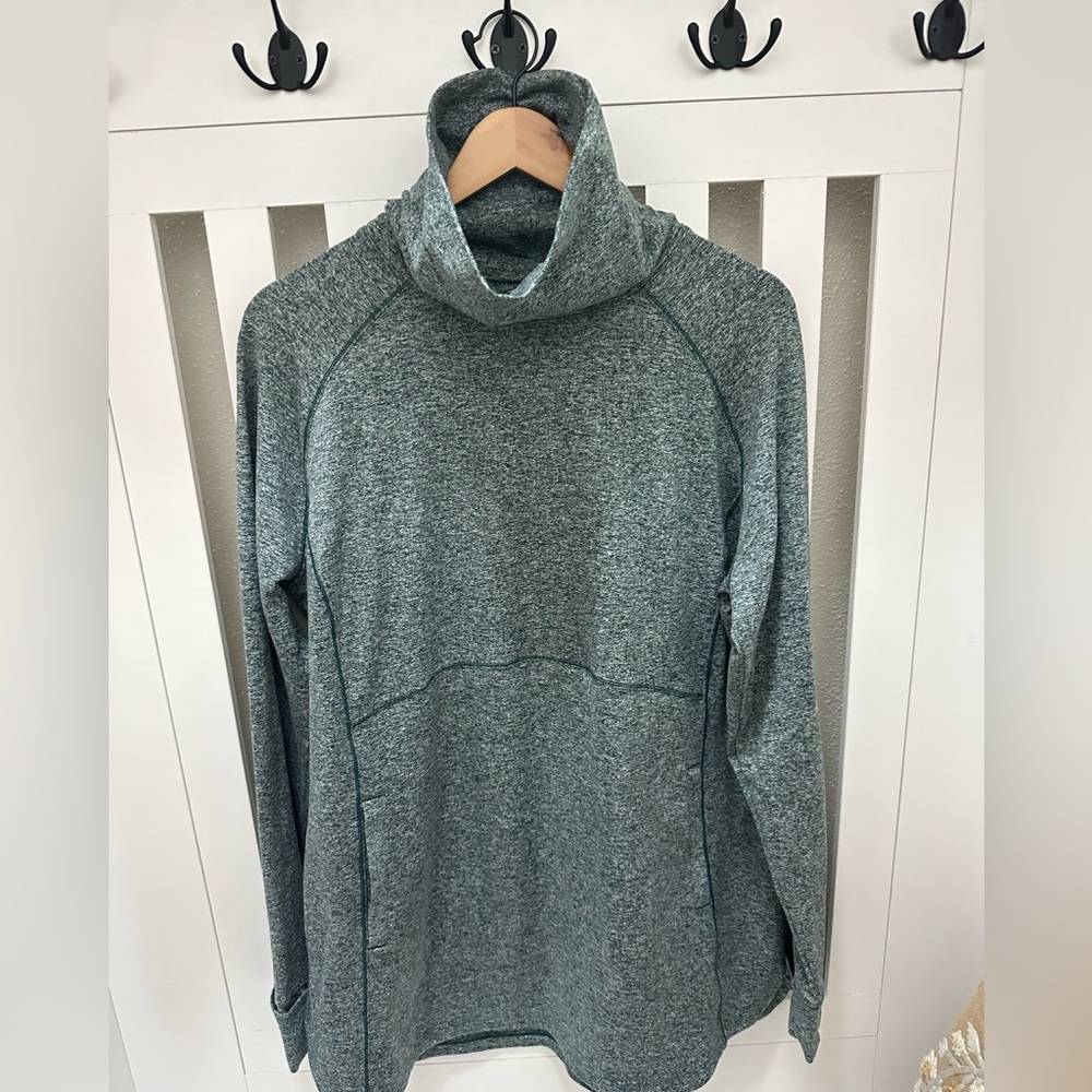 Women's Plushcious Funnelneck Tunic. Heathered green XL